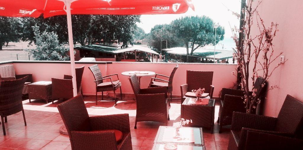 מדולין Hotel Koral מראה חיצוני תמונה