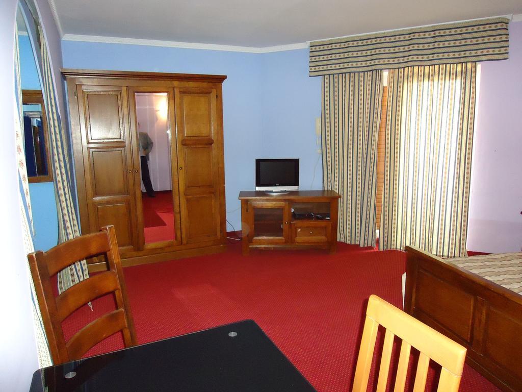 מדולין Hotel Koral חדר תמונה
