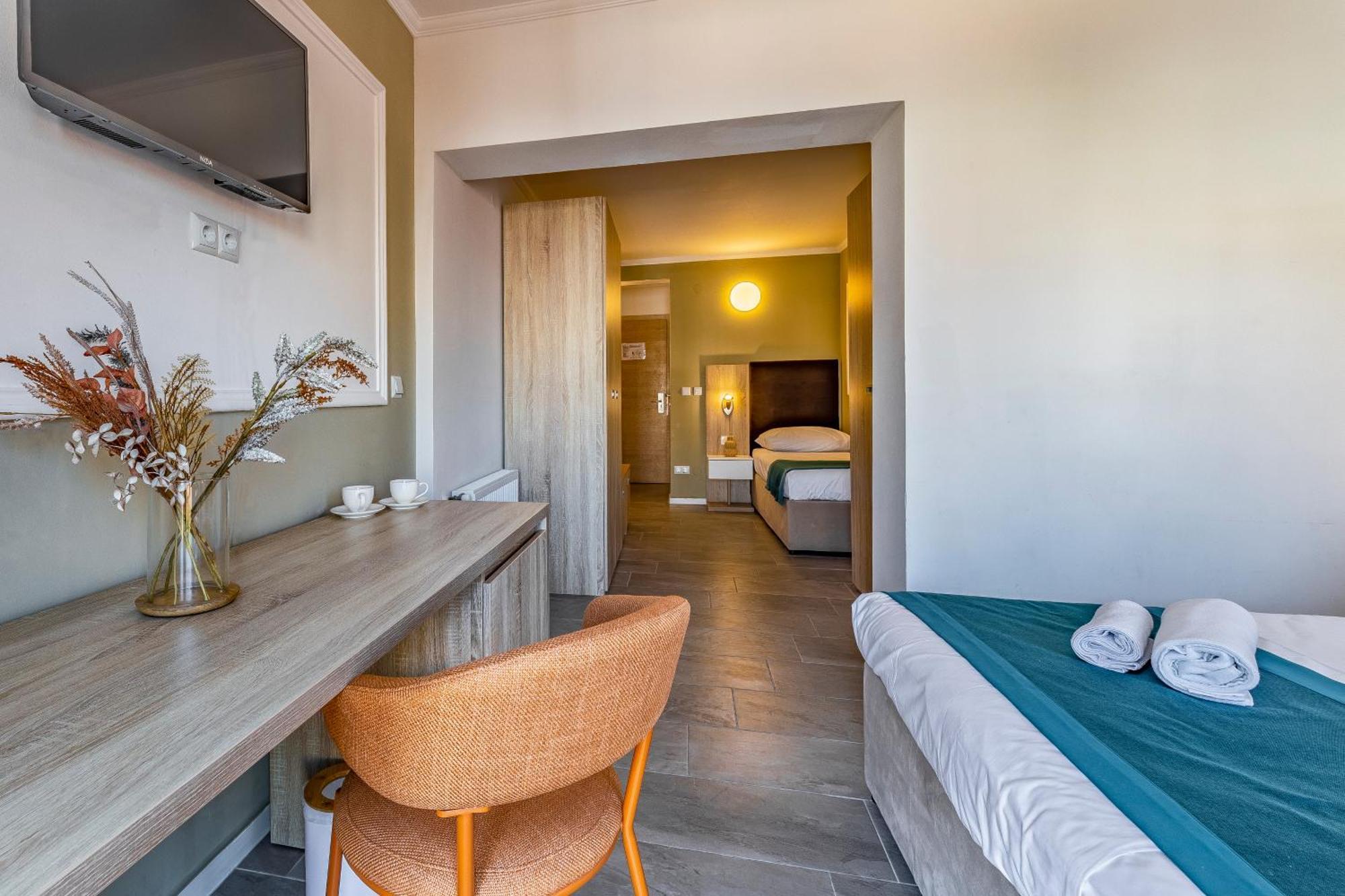 מדולין Hotel Koral מראה חיצוני תמונה