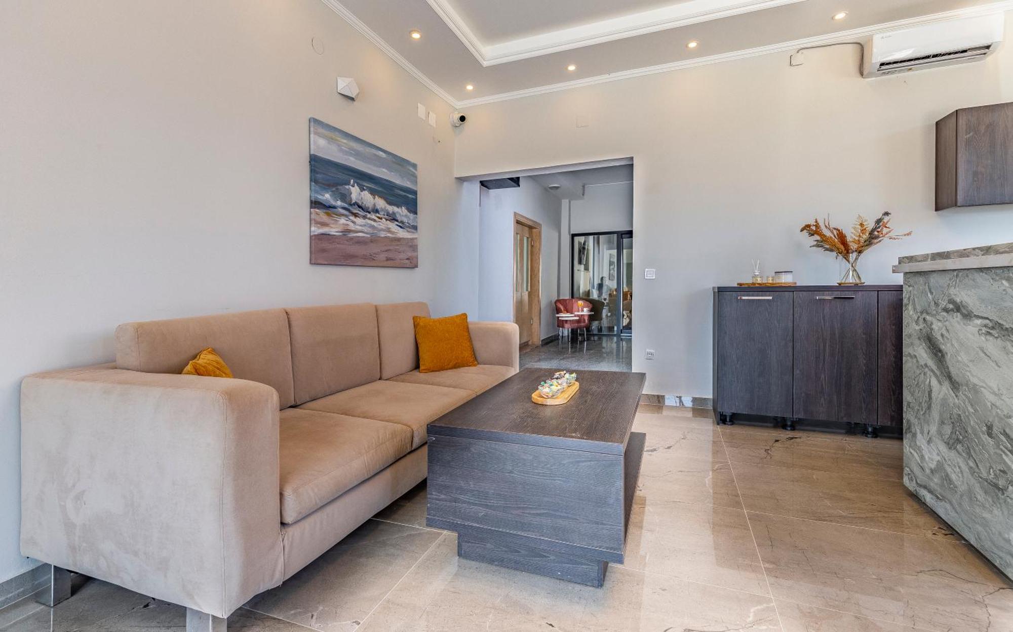מדולין Hotel Koral מראה חיצוני תמונה